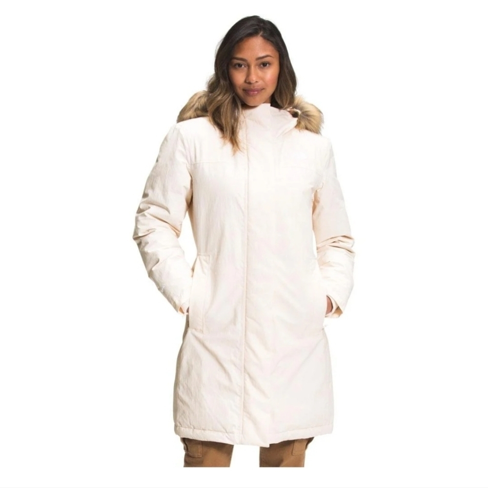 The North Face NWOTs Women’s Arctic Down Parka Waterproof Warm Jacket 